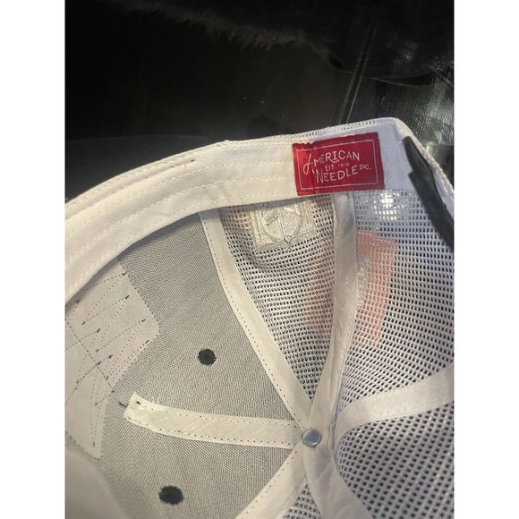 Las Vegas Golden Knights Snapback Trucker Mesh Flat Bill Striped Rare Slot Style - Picture 7 of 8